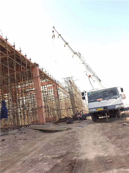 民乐县吊车作业的安全注意事项有哪些？